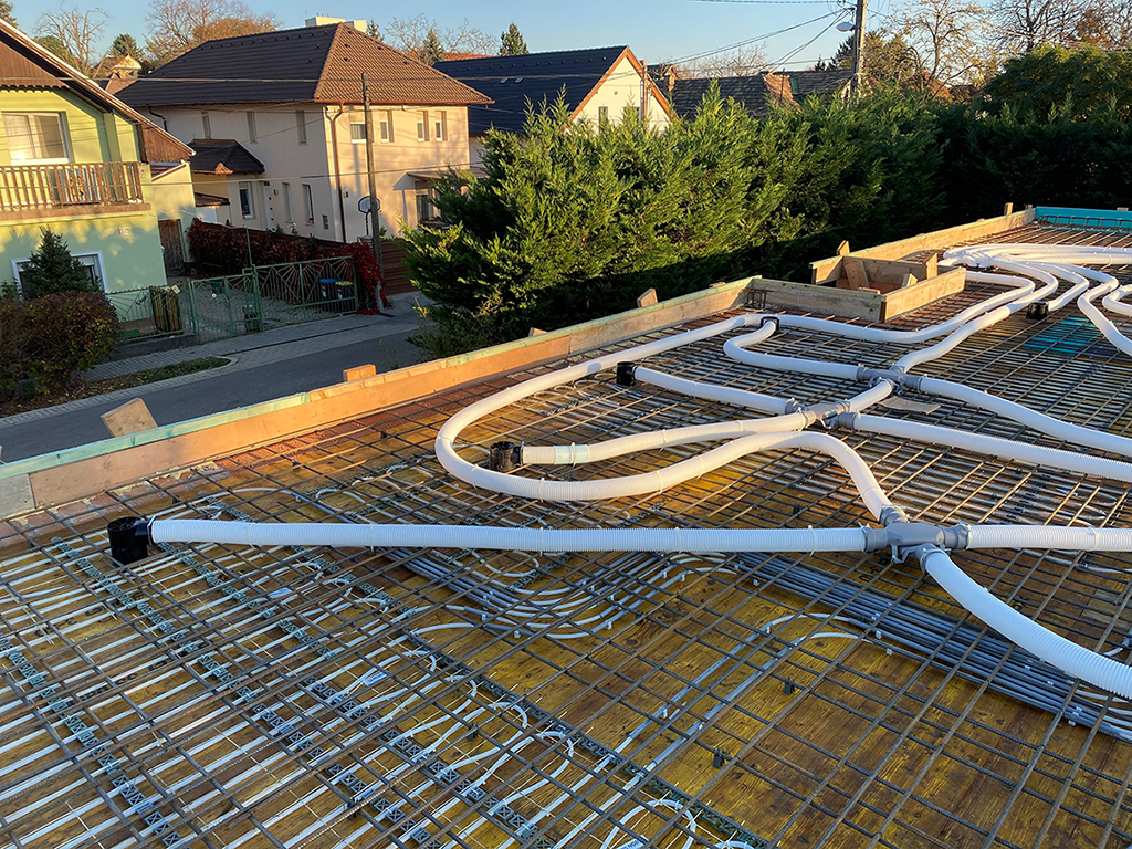 ComfoTube90 flexibilis csőrendszer a monolit vasbeton födémben